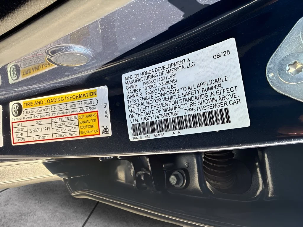 Used 2025 Blue Honda SE image 30