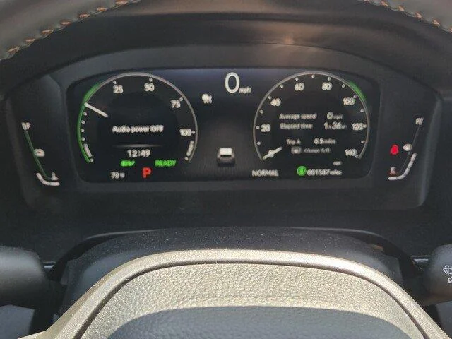 Certified Used 2026 Platinum White Pearl Honda Sport-L image 15