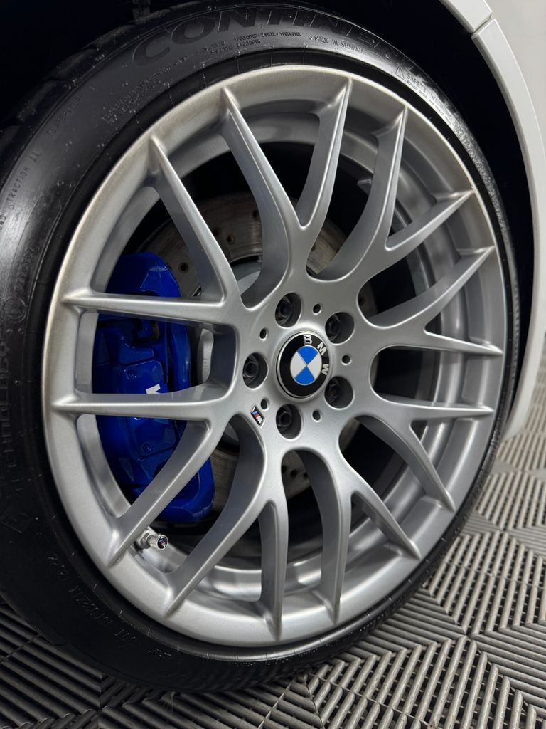 Used 2013 White Metallic BMW Base image 32