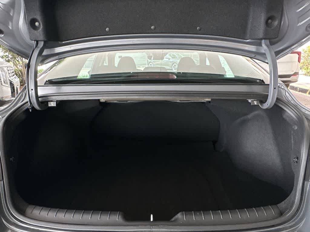 Used 2025 Ecotronic Gray Hyundai SE image 26