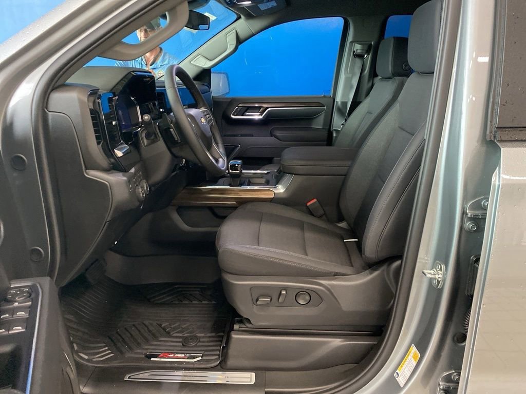 2026 Chevrolet Silverado 1500 LT - Photo 12