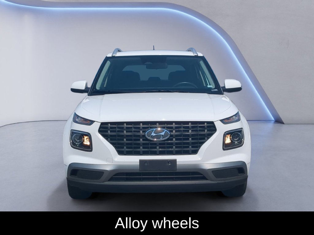 Used 2023 White Hyundai SEL image 10