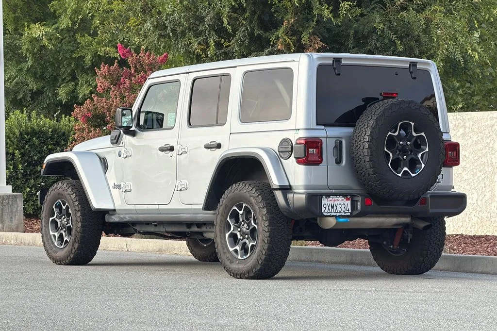Used 2023 Silver Jeep Rubicon 4xe image 6