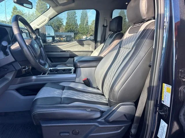 Used 2023 Blue Ford XLT image 9