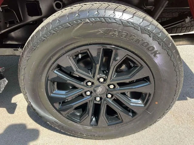 New 2026 Ruby Red Metallic Tinted Clearcoat Ford XLT image 12