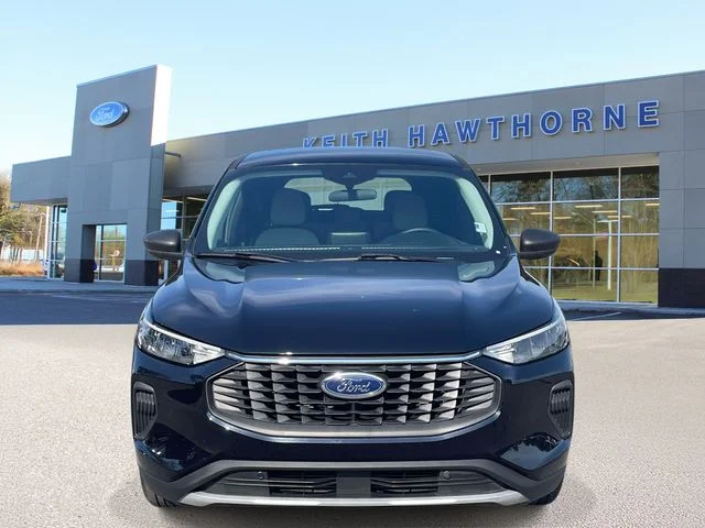 Used 2024 Black Metallic Ford Active image 2