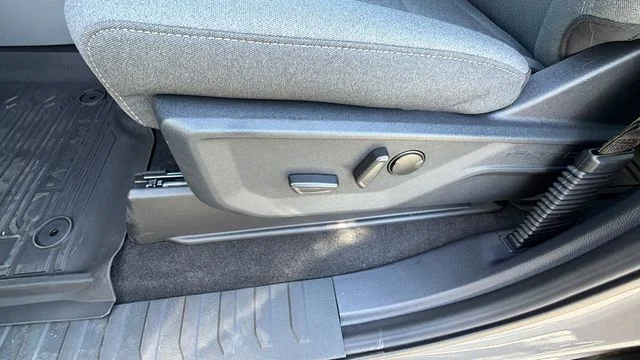New 2026 Marsh Gray Ford XLT image 56