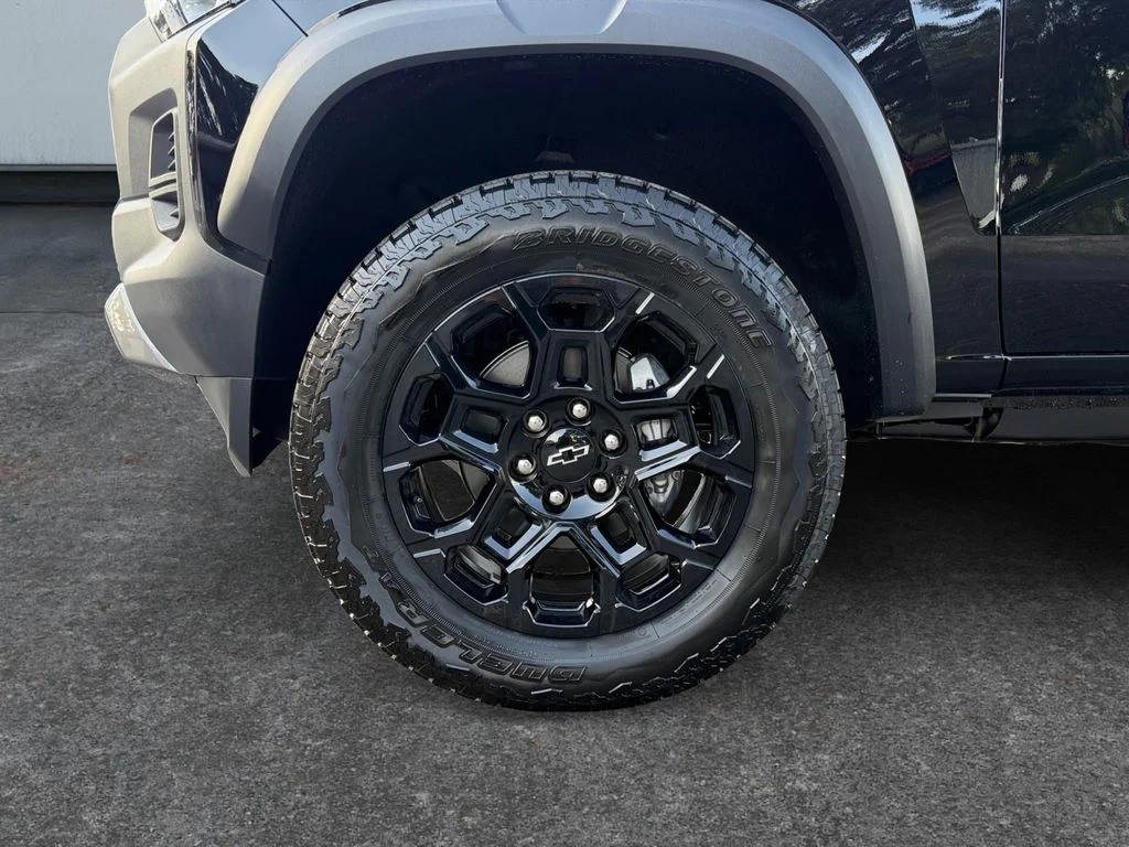 New 2026 Black Chevrolet Trail Boss image 9