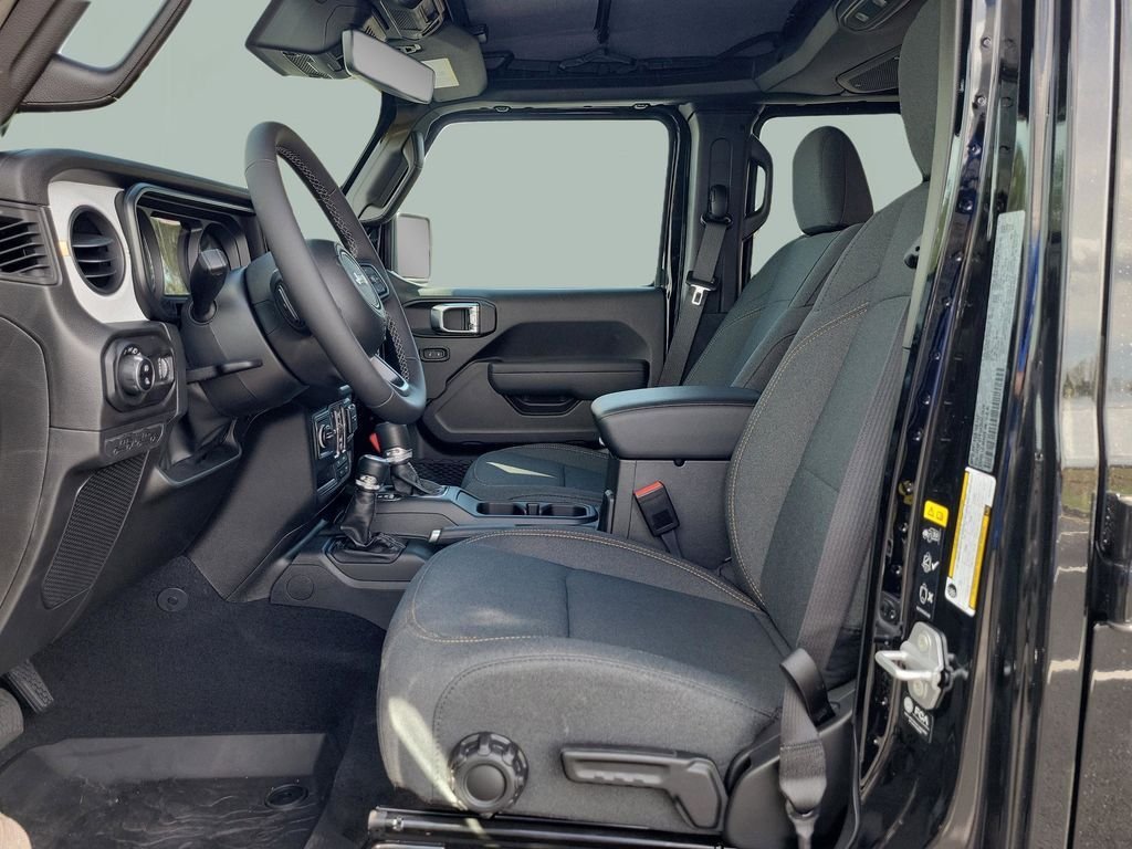 New 2025 Black Clear-Coat Exterior Paint Jeep Sport S image 24