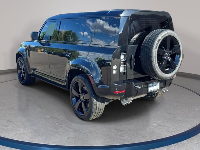 Used 2022 Black Land Rover  image 8
