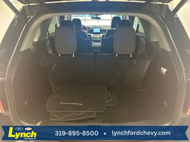 Used 2024 Black Ford XLT image 25