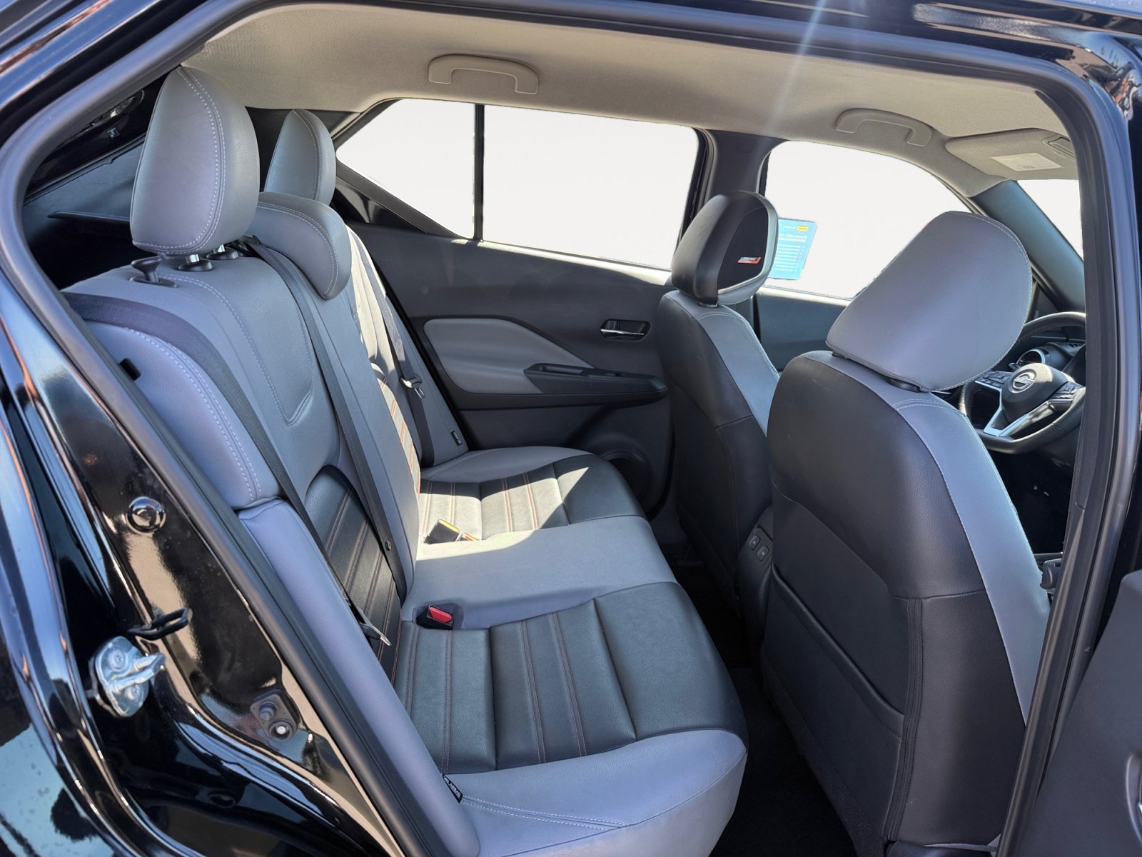 Used 2023 Super Black Nissan SR image 18