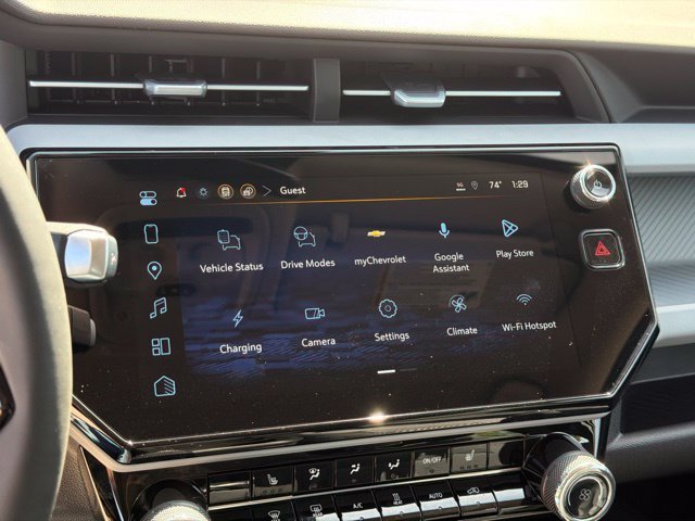 2027 Chevrolet Bolt LT - Photo 17