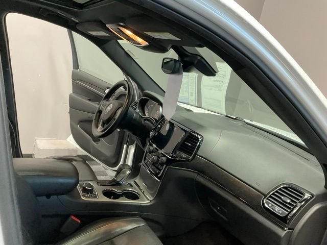 Used 2019 Bright White Clearcoat Jeep High Altitude image 19