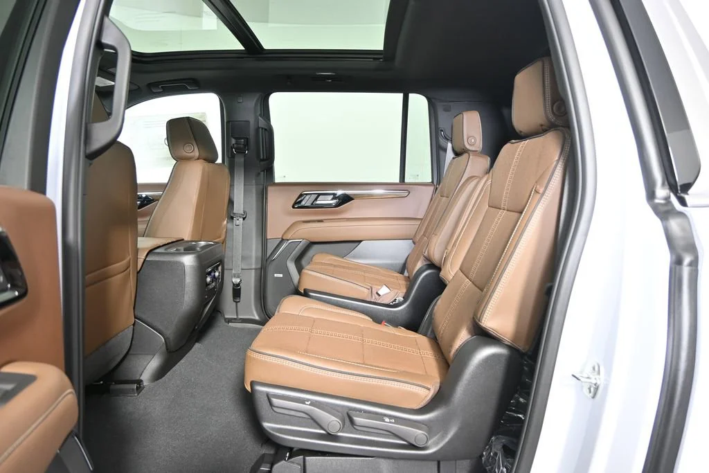 2026 Chevrolet Suburban High Country - Photo 19