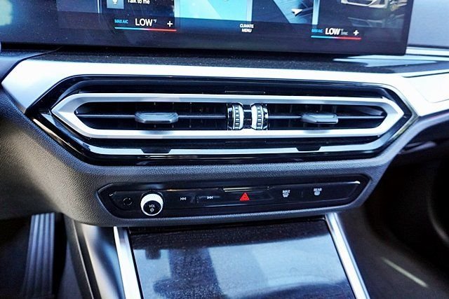 Used 2023 White BMW 330i image 27