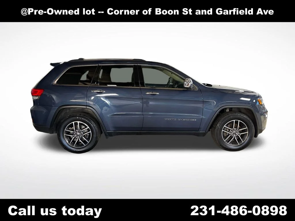 Used 2019 Blue Jeep Limited image 8