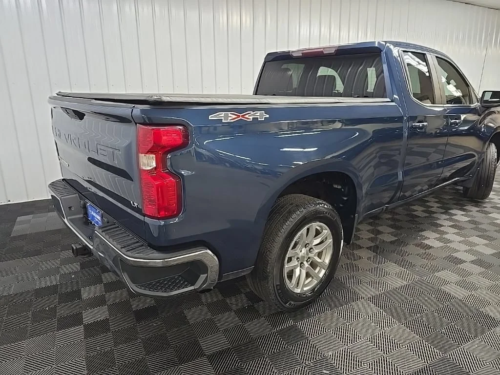 Used 2019 NORTHSKY BLUE METALLIC Chevrolet LT image 10