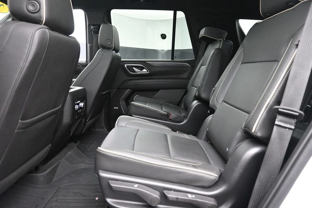 Certified Used 2022 White GMC SLT image 15