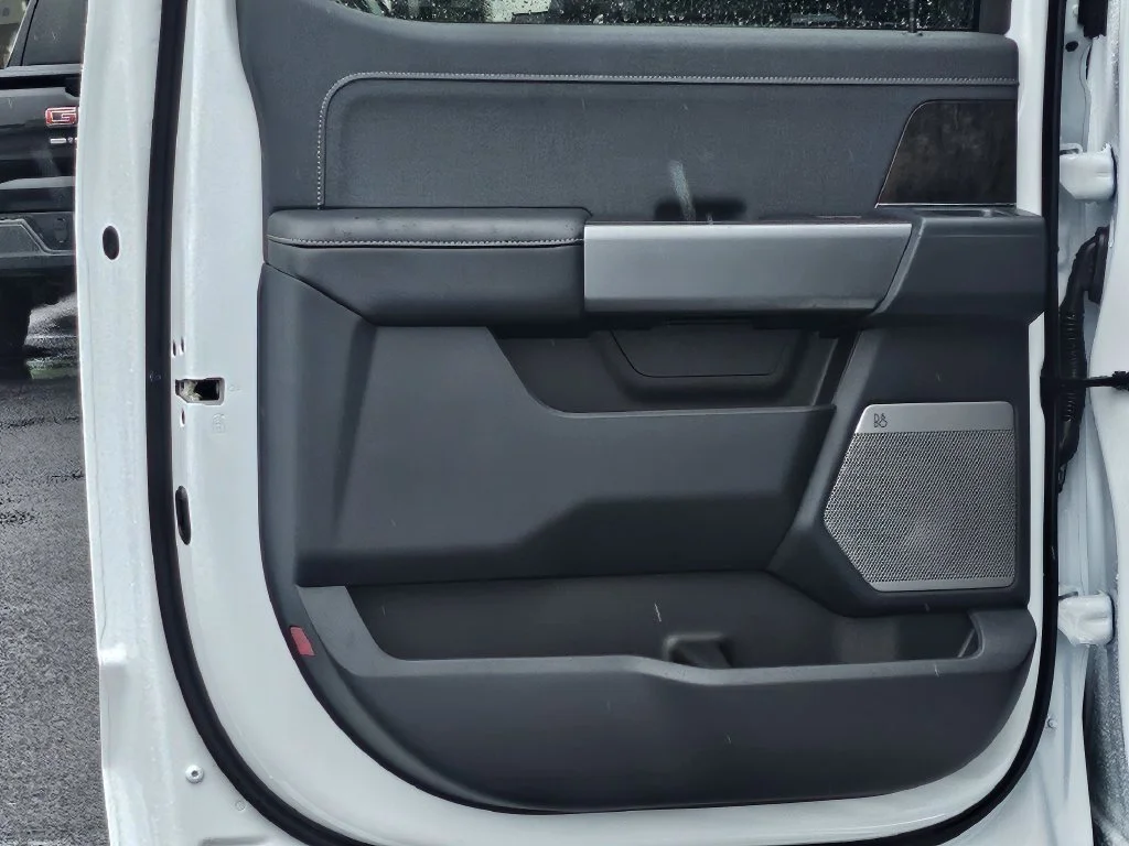New 2027 White Ford Lariat image 34
