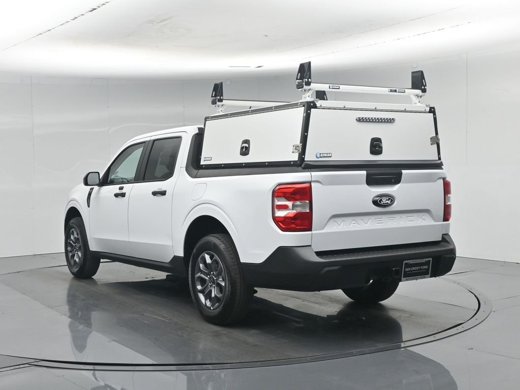New 2026 Oxford White Ford XLT image 6