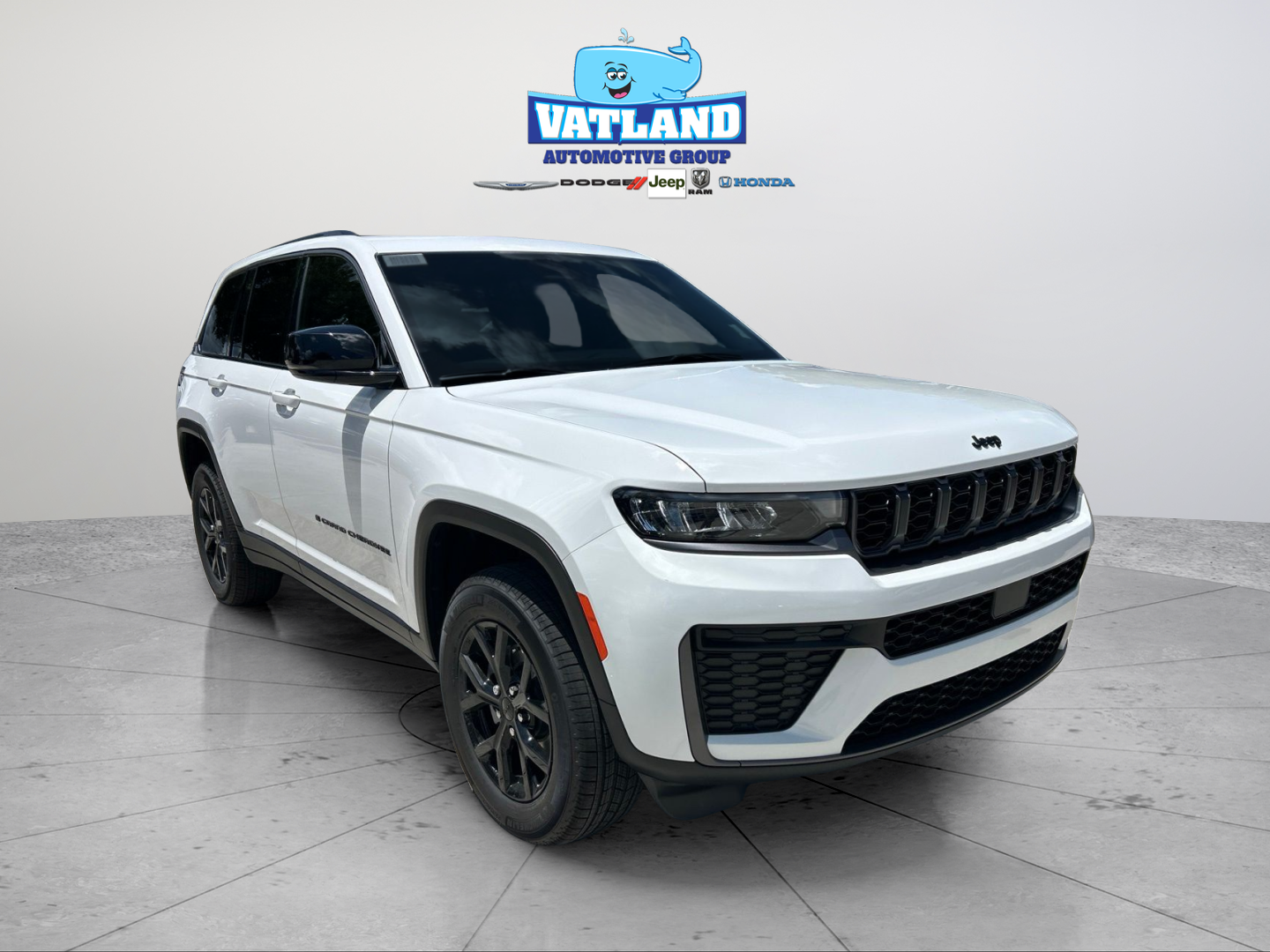 New 2026 Bright White Clear-Coat Exterior Paint Jeep Laredo Altitude image 22