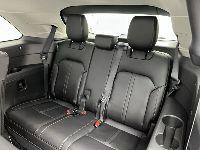 2026 Mazda CX-90 Preferred Package - Photo 13