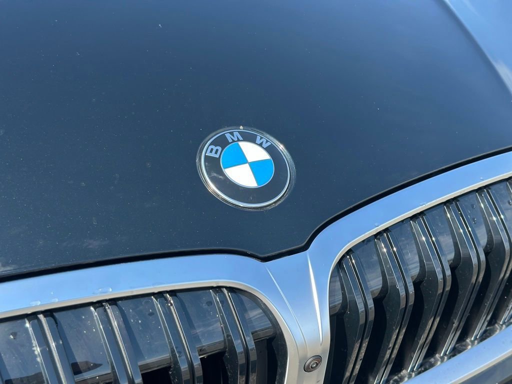 New 2026 Black Sapphire Metallic BMW 330i NA xDrive image 11