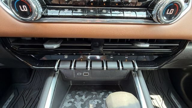 2026 GMC Canyon AT4 - Photo 27