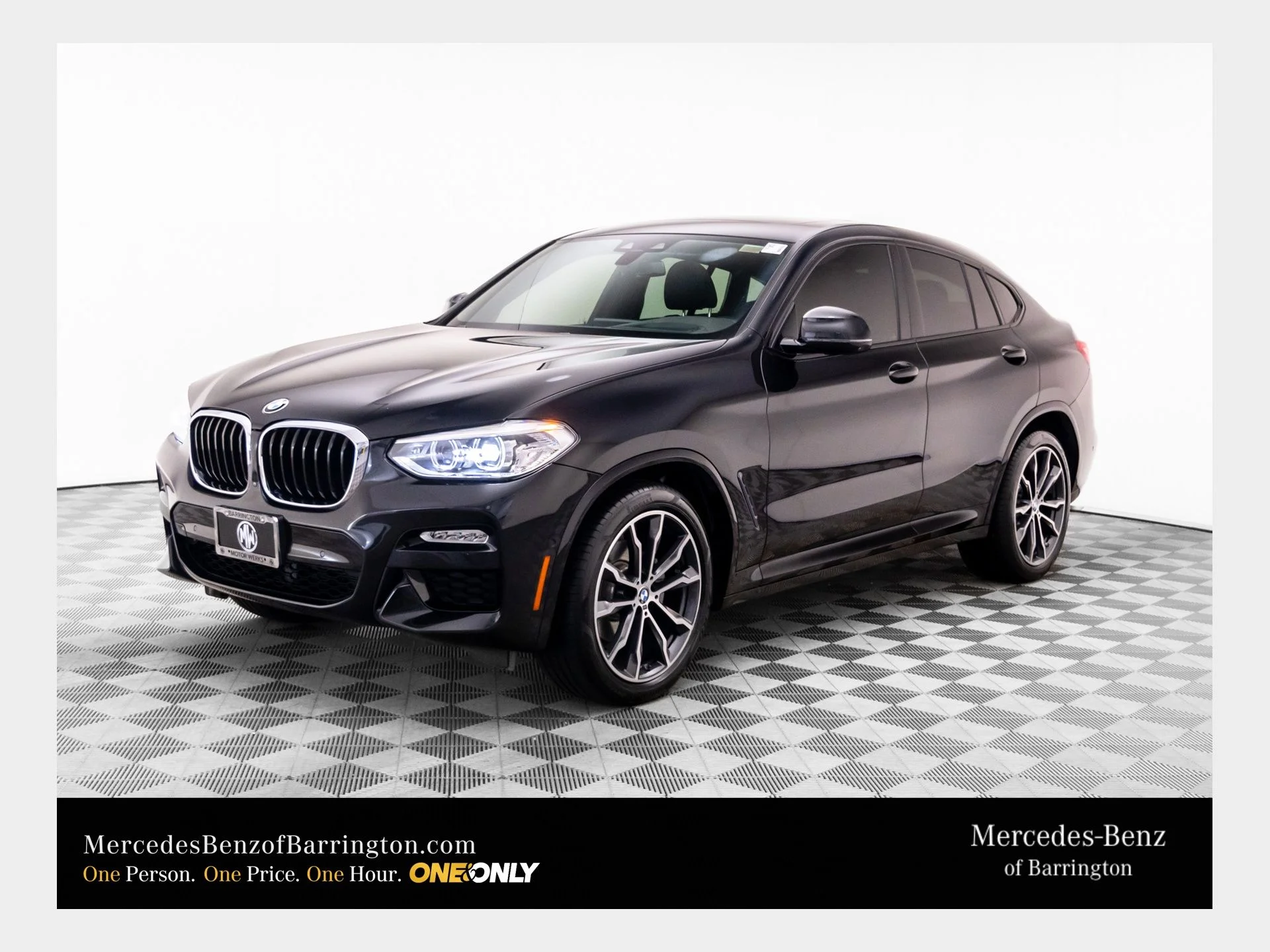 Used 2019 Black BMW xDrive30i image 1