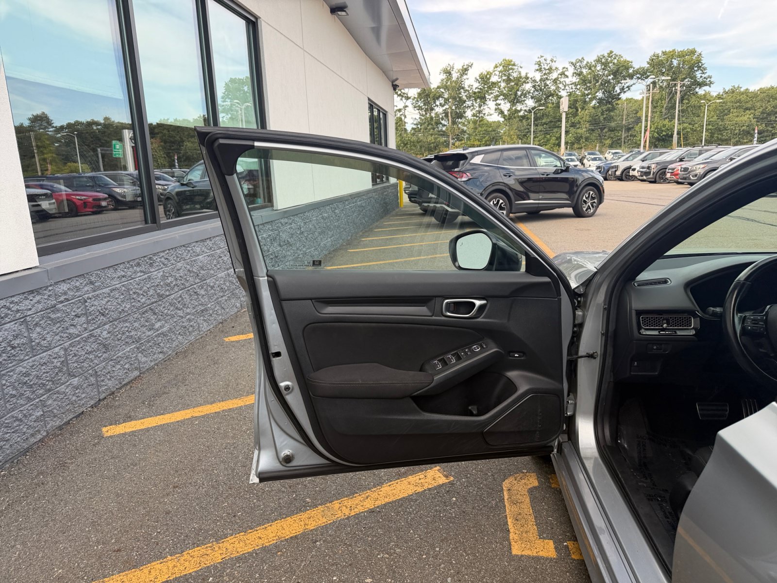 2025 Honda Civic Sport - Photo 24