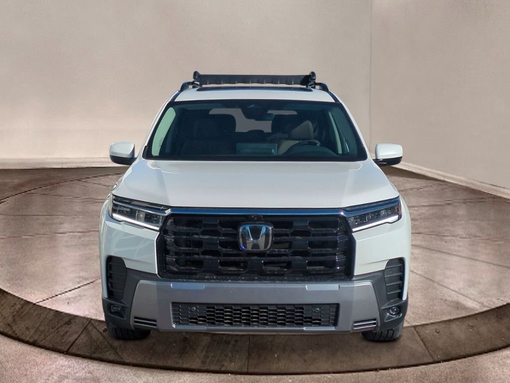 New 2026 Platinum White Pearl Honda Touring image 8