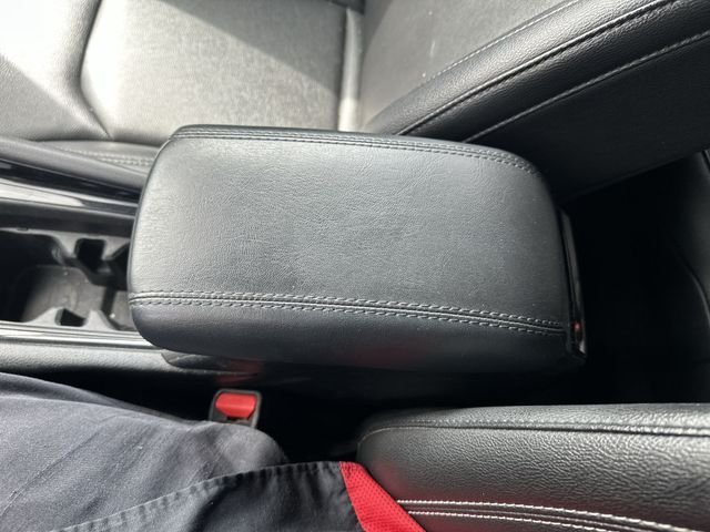 Used 2025 Red Jeep Limited image 25