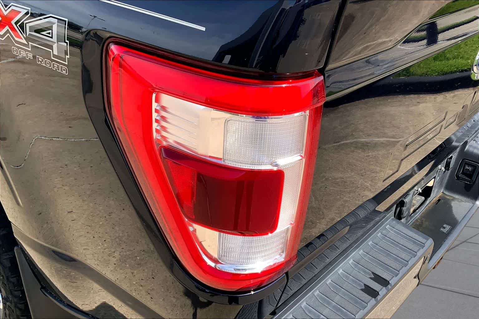 Certified Used 2022 Blue Ford LARIAT image 28