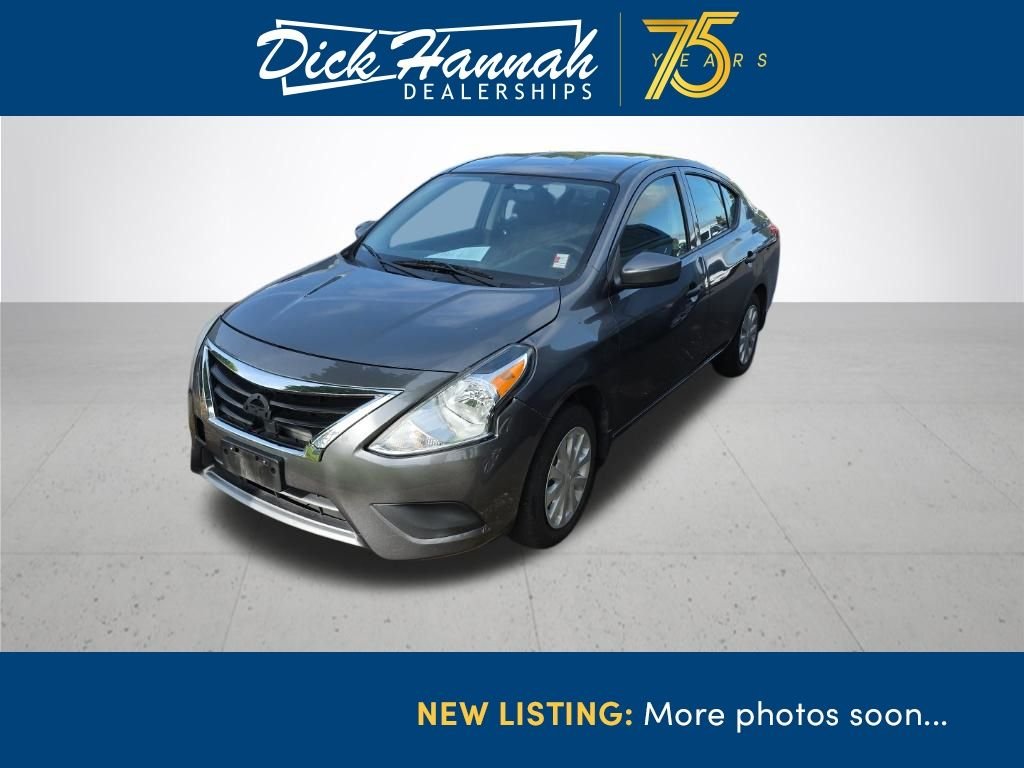 2018 Nissan Versa 1.6 S MT's photo
