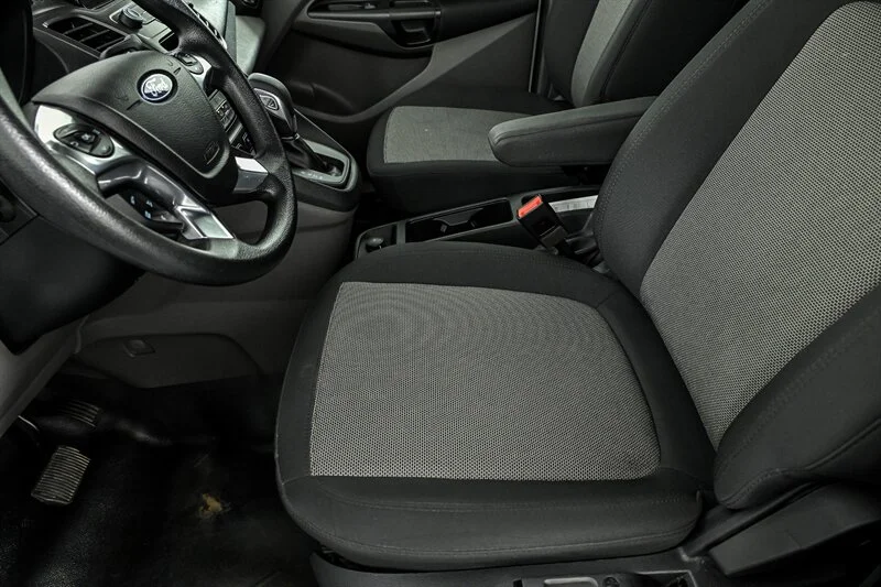 Used 2022 Frozen White Ford XL image 14