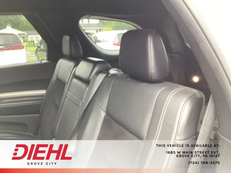 Used 2015 White Dodge SXT image 12