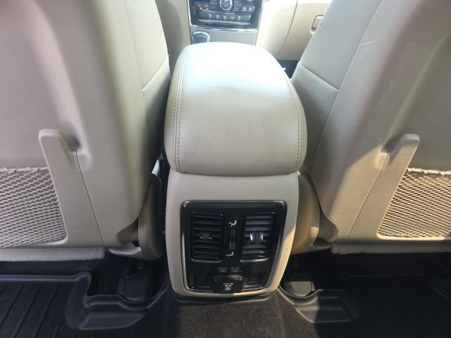 Used 2020 Slate Blue Pearlcoat Jeep Limited image 29