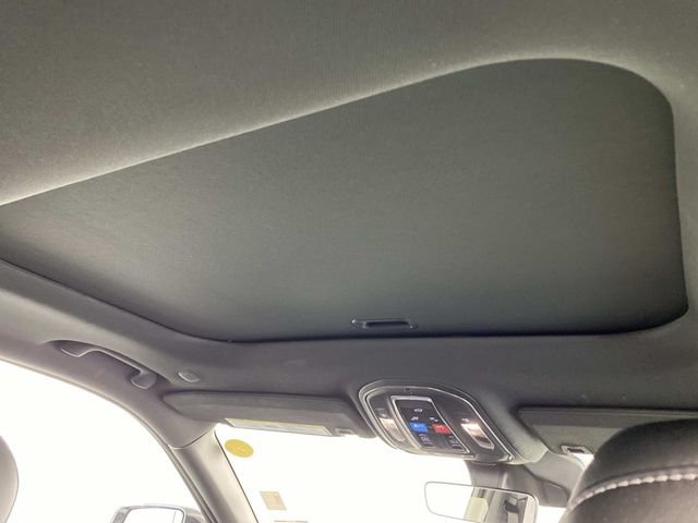 Used 2025 White Jeep Altitude X image 12
