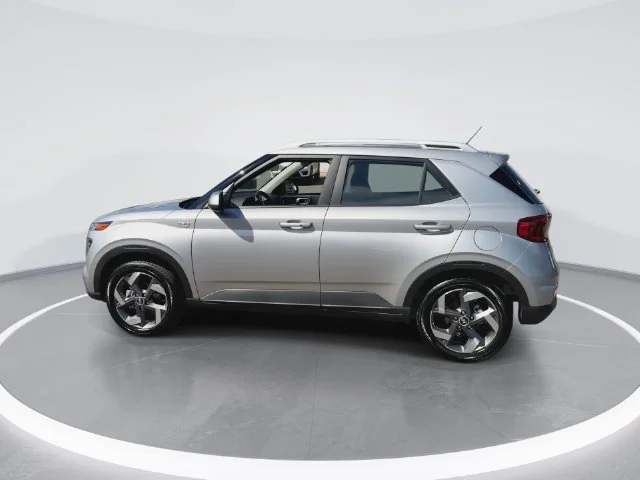 Used 2026 Silver Hyundai SEL image 6