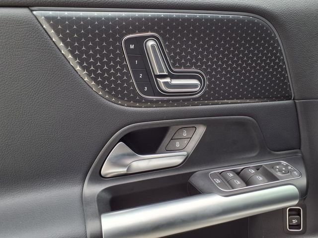 2025 Mercedes-Benz GLA GLA250 - Photo 13