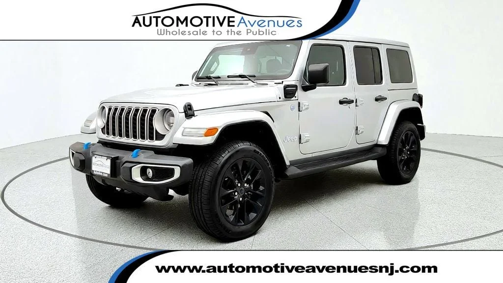 Used 2024 Silver Zynith Clearcoat Jeep Sahara 4x4 image 1