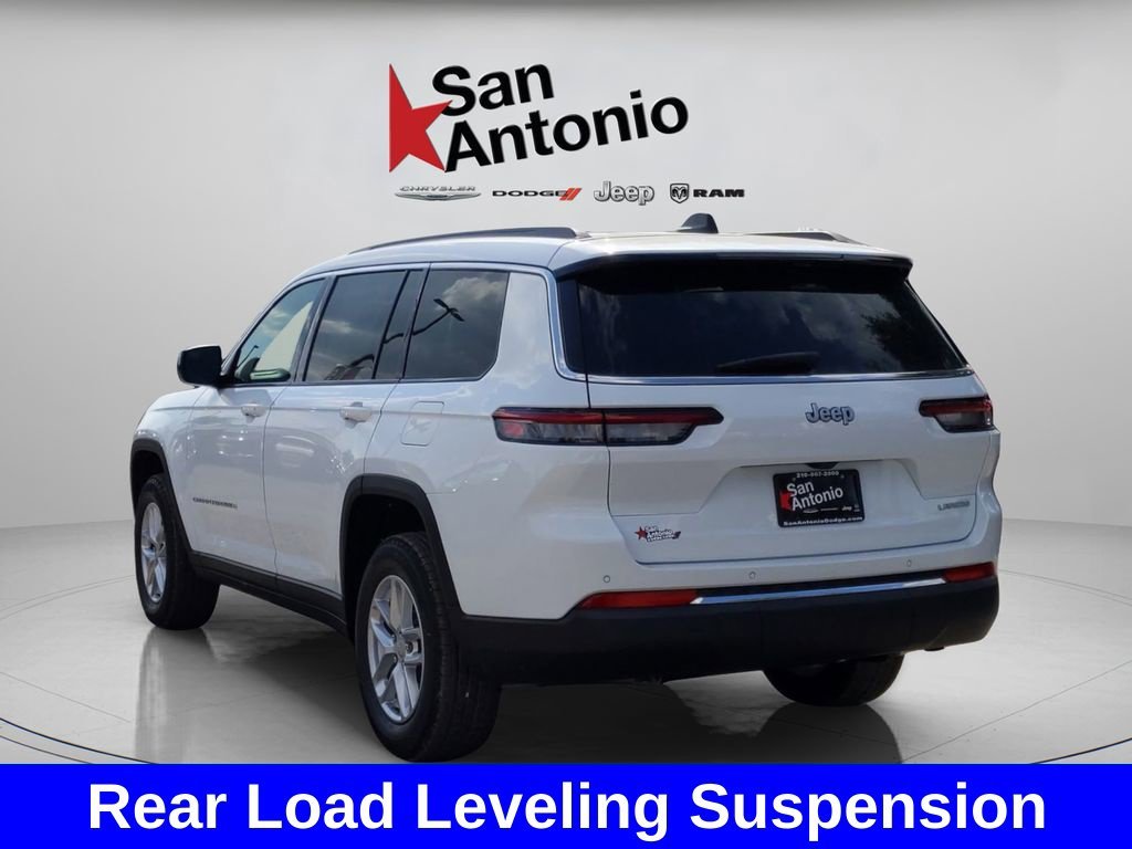 New 2025 Bright White Clear-Coat Exterior Paint Jeep Laredo image 7