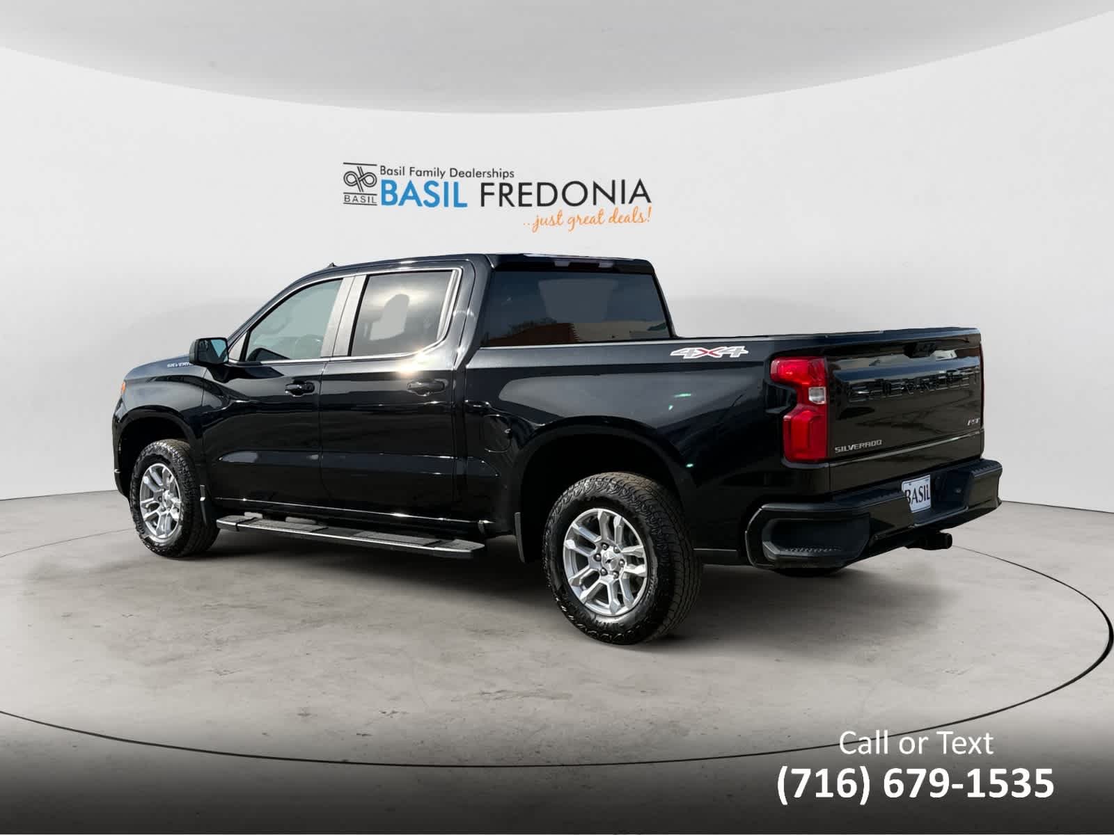 Used 2025 Black Chevrolet RST image 3