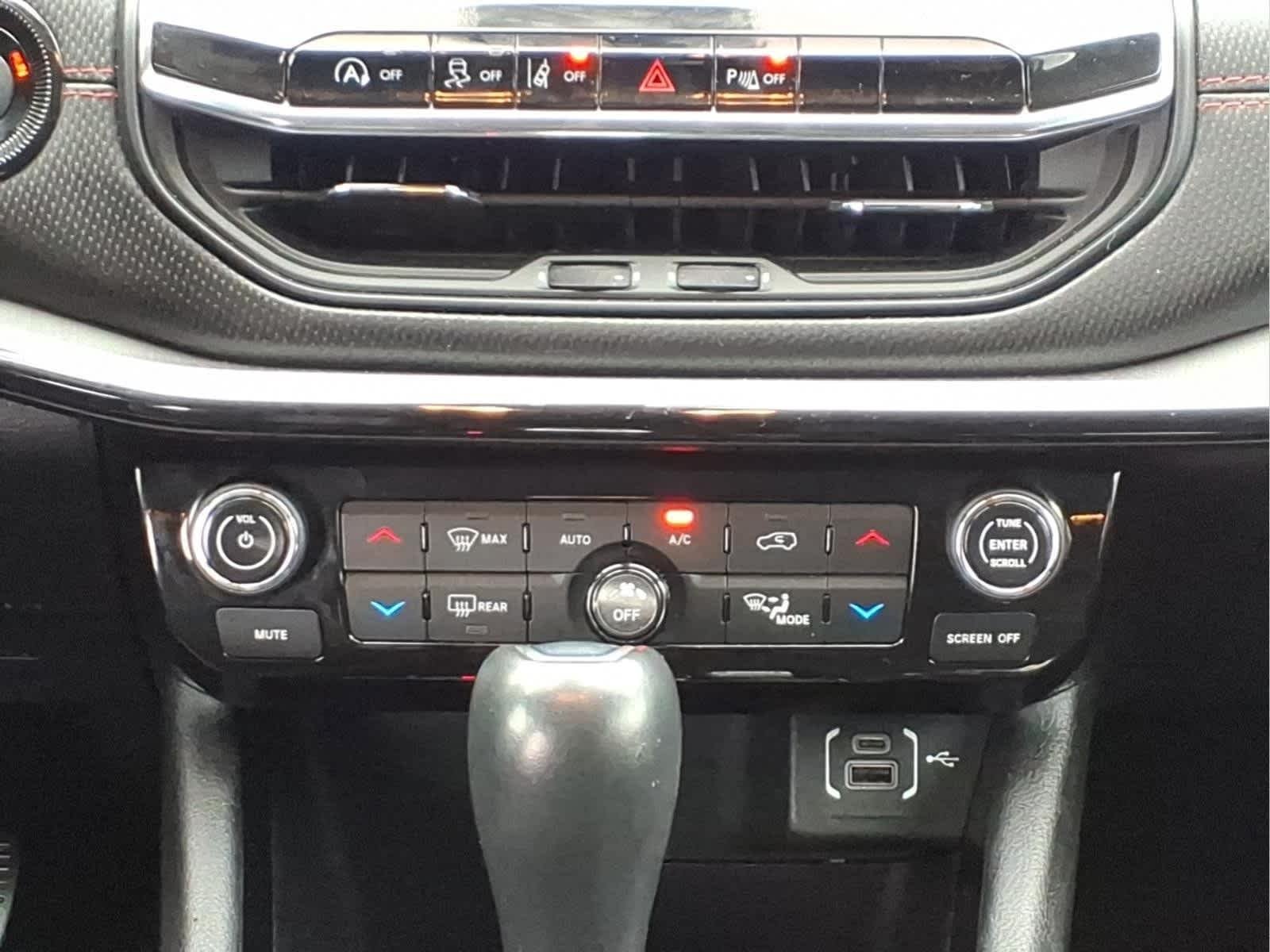 Used 2022 Sting-Gray Clearcoat Jeep Trailhawk image 25
