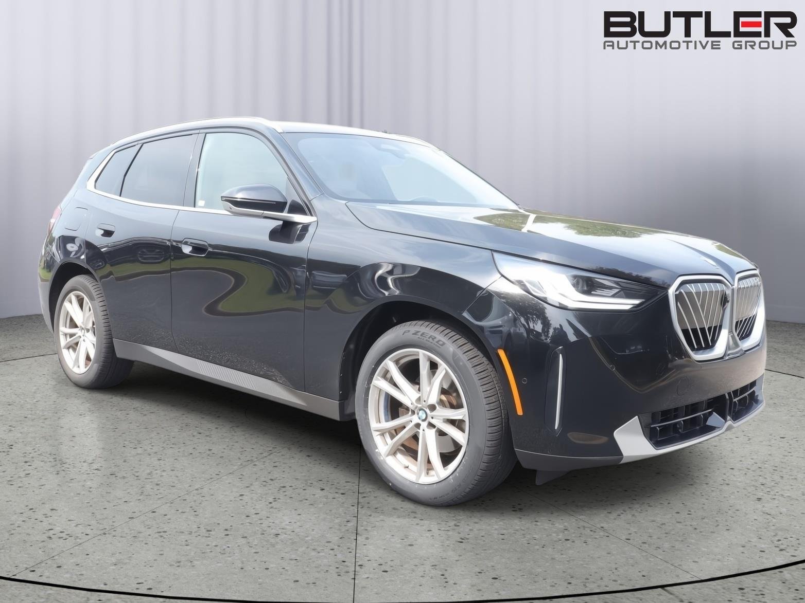 Used 2025 Black Sapphire Metallic BMW 30 xDrive image 8