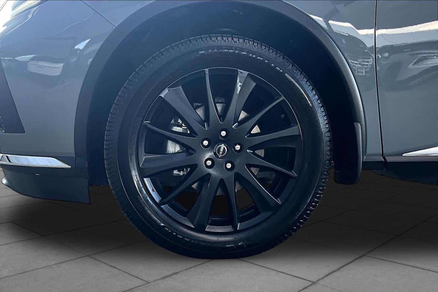Used 2023 Boulder Gray Pearl Nissan Platinum image 11