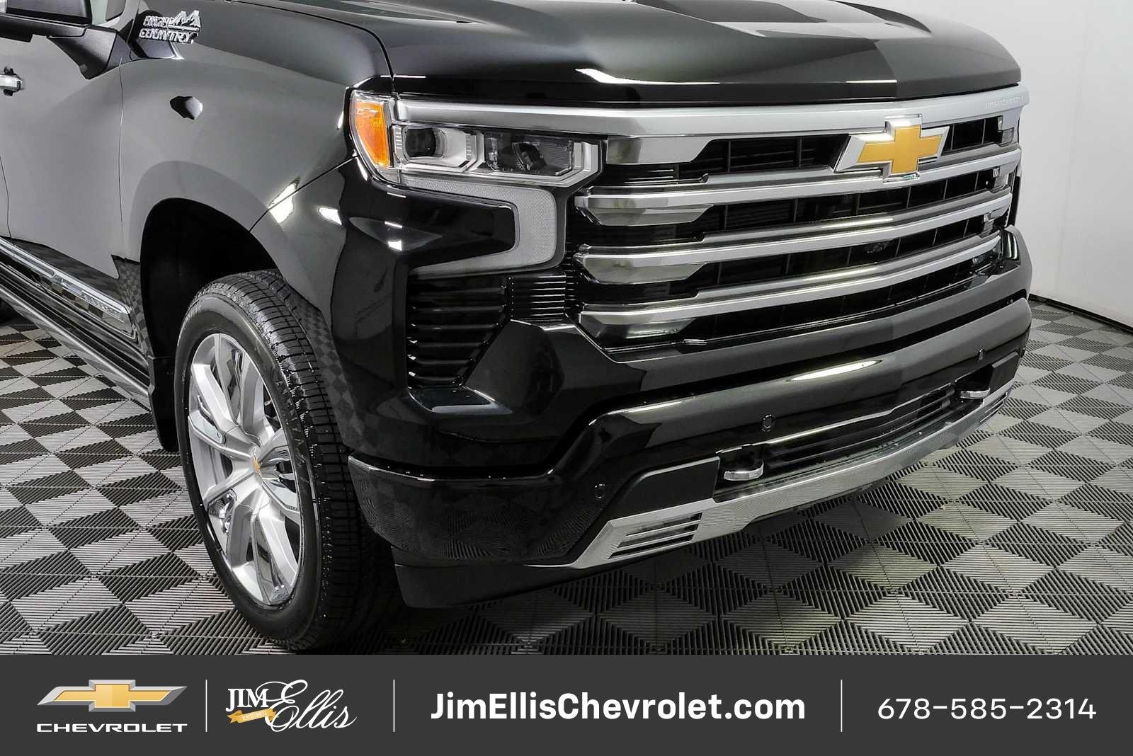 New 2026 Black Chevrolet High Country image 38
