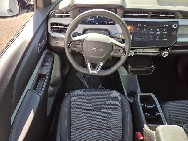 2027 Chevrolet Bolt LT - Photo 8