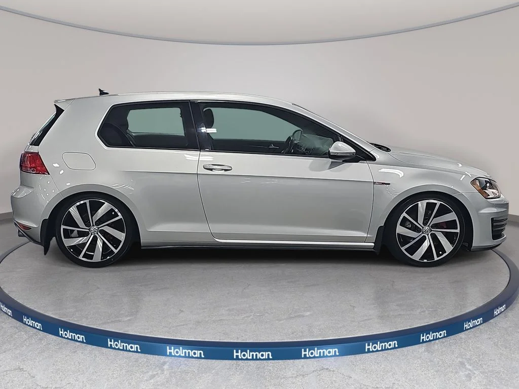 Used 2016 Silver Volkswagen S image 5